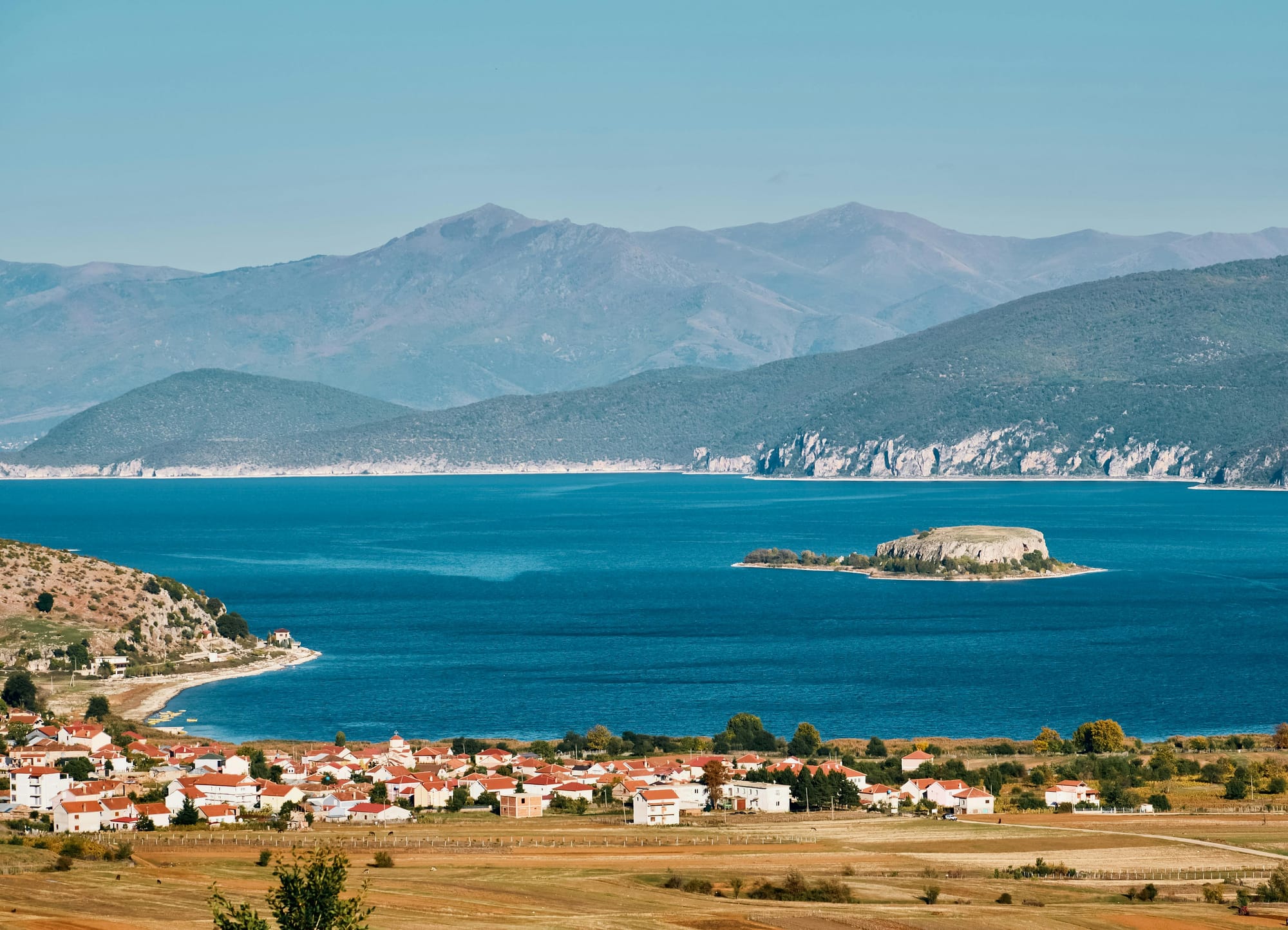 Liqeni i Prespës, vend i qetë peshkimi